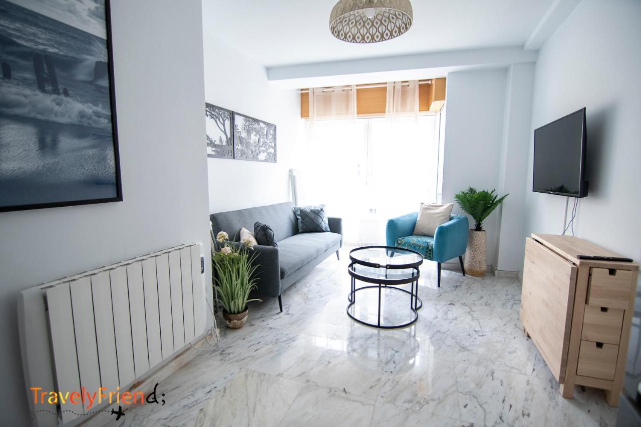 Bright Entire Apartment- Gp 1A ซานติอาโก เด กอมโปสเตลา ภายนอก รูปภาพ